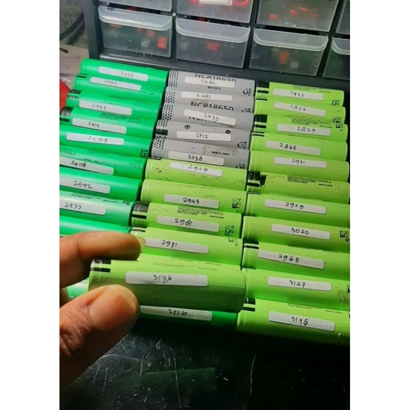 Baterai copotan laptop spesial merk NCR18650 2600 mAh- 3000,mAh