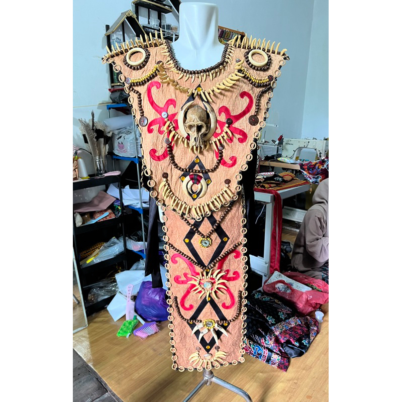 baju adat dayak kulit kayu  pria dewasa