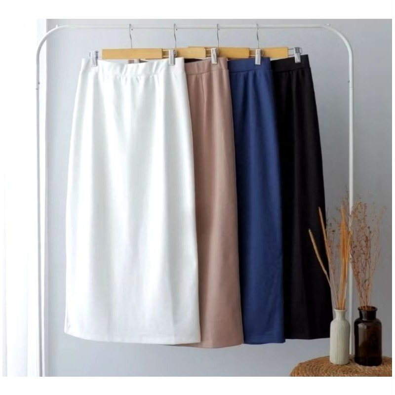 Aulia - Rok Scuba Span Ukuran Jumbo//Rok Span Jumbo Bahan Scuba//Rok Span Jumbo