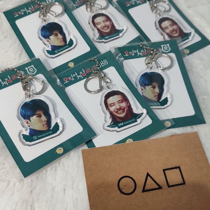 Squid Game Ganci Gantungan Kunci Cast Kang Ha Neul Wi Ha Joon Yim Si Wan