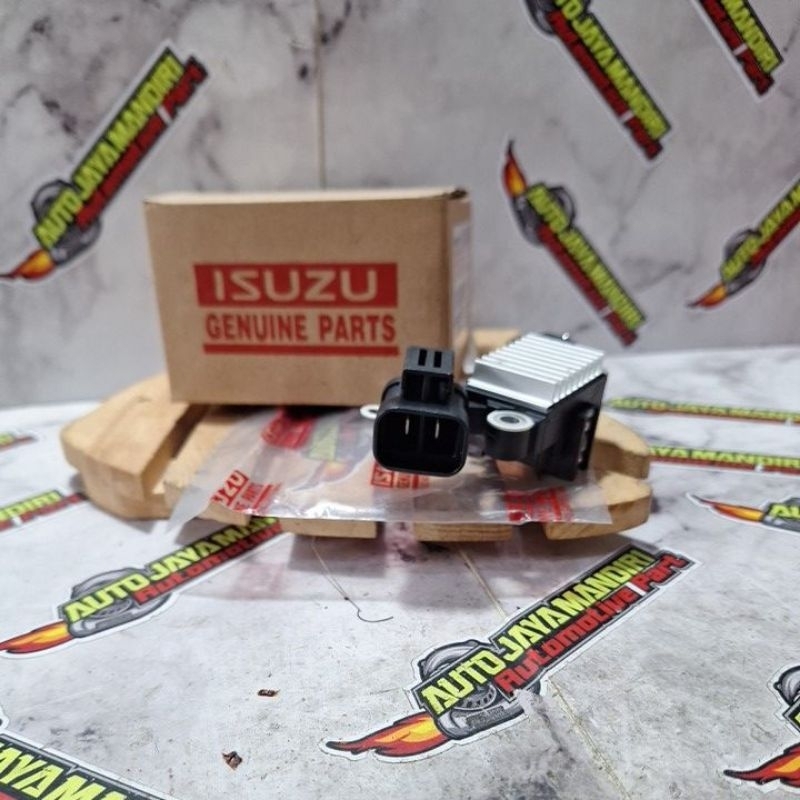 Ic regulator ic alternator ic dinamo ampere Isuzu NMR71 24V kaki 2 Merk Isuzu