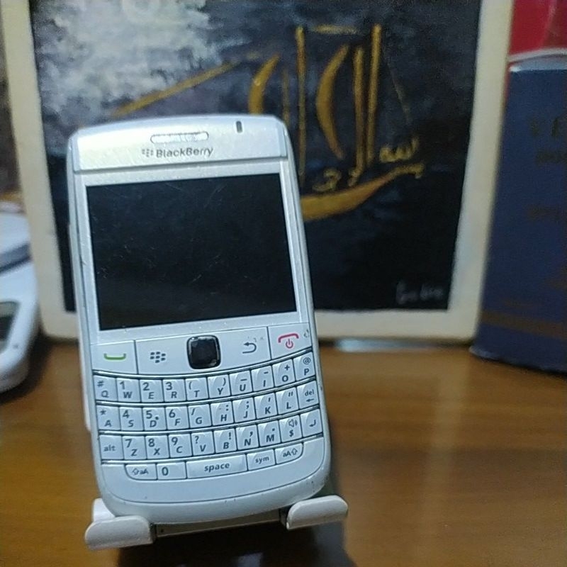 Blackberry bold hp jadul untested.