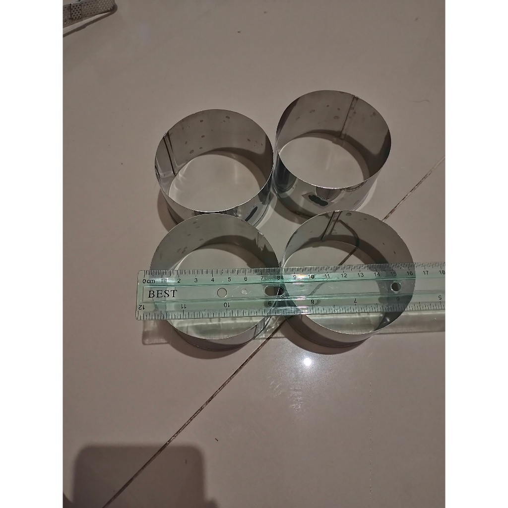 Cetakan ring bulat, persegi atau oval untuk roti