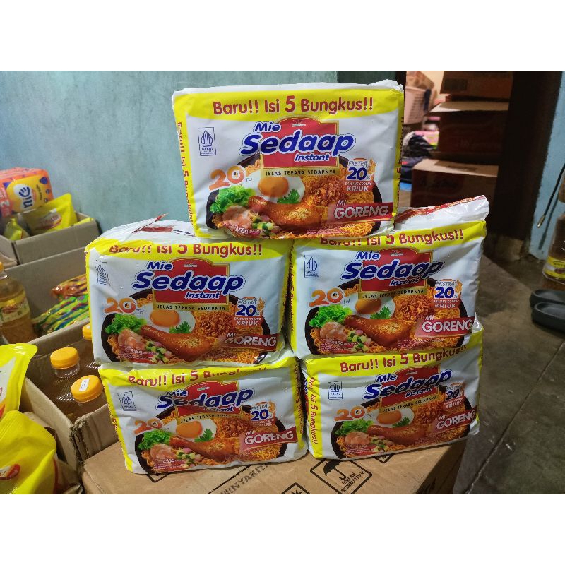 

Sedaap Goreng 1pak isi 5bungkus