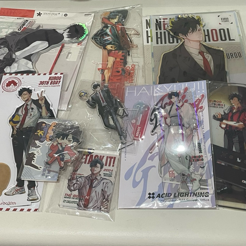 (ready) fanmerch acrylic standee kuroo tetsurou by varioust artist