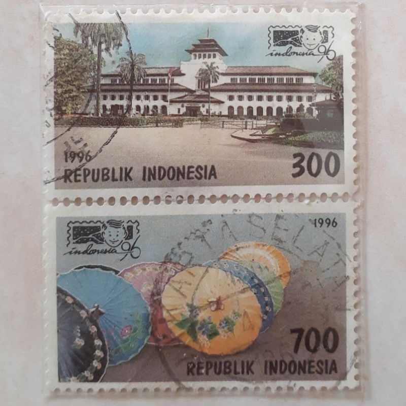 

(ID8) Perangko Indonesia Indonesia'96 Tahun 1996 Set lengkap 2pcs