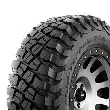 BFGoodrich MUD-TERRAIN KM3 size 285/70 R18 - Ban Mobil