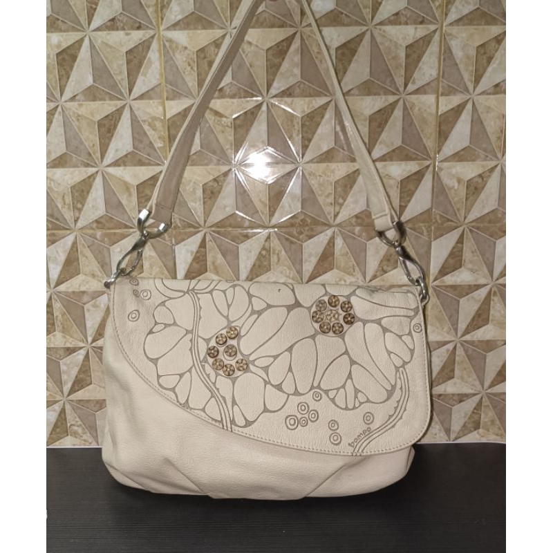 Bampo Laser Cut Shoulder bag