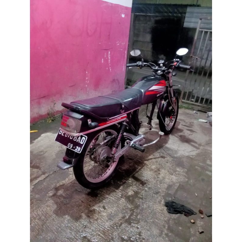 BODI SET/RANGKA GL KOTAK TINGGAL NAIK MESIN SEPERTI DI FOTO