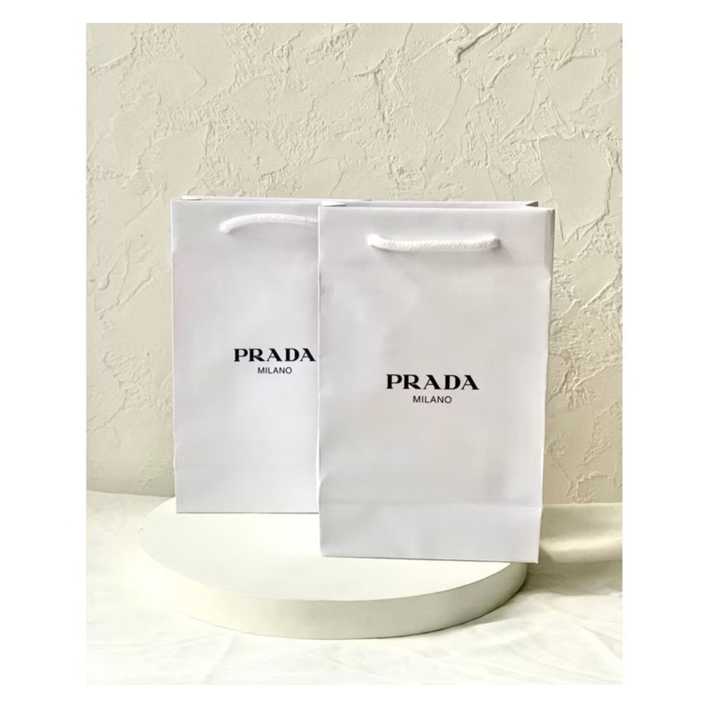 

Paperbag Prada