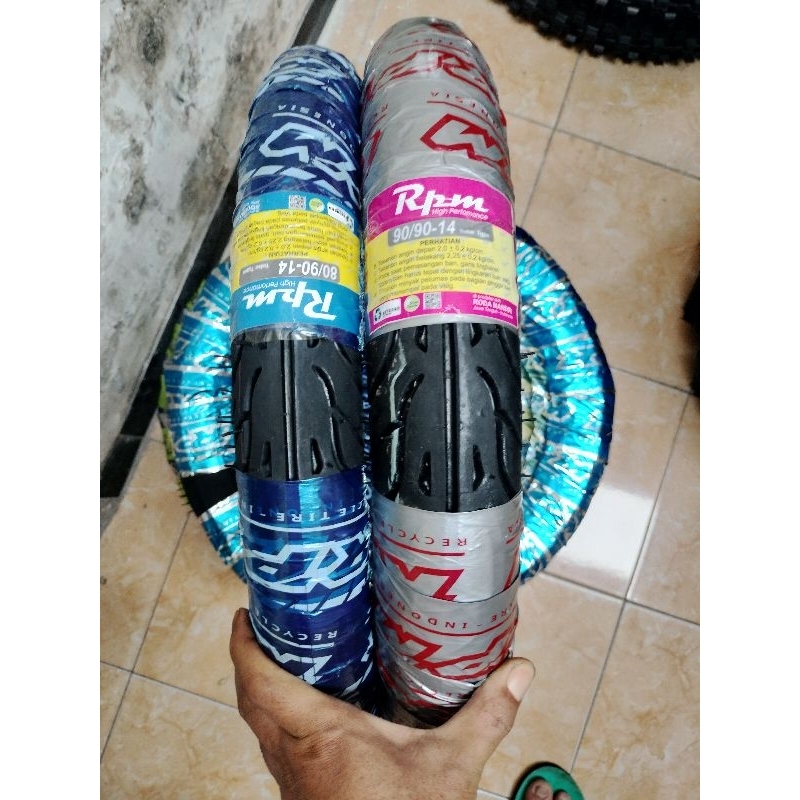 Ban Motor Luar Matic Spacy Vario Beat Mio Non Tubles Ukrn 80/90-14 & 90/90-14