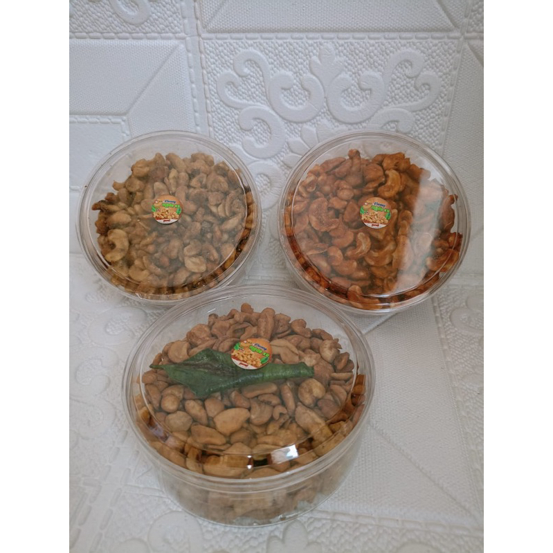 

KACANG MEDE TOPLES