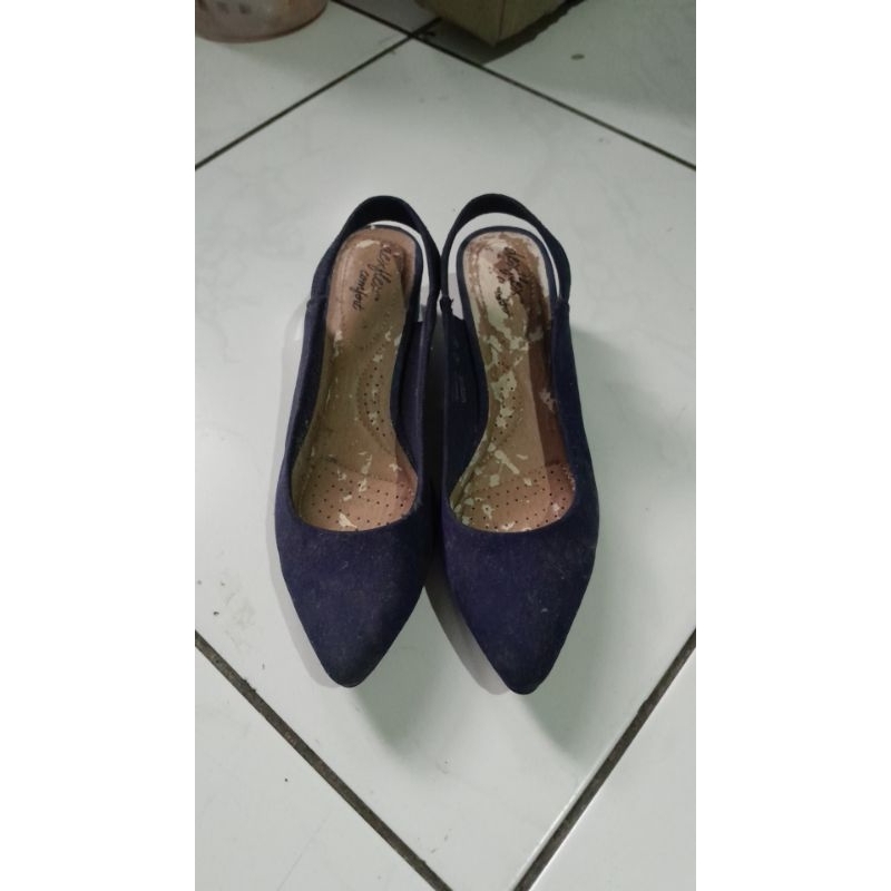 Preloved Sepatu Wanita Dexflex Comfort