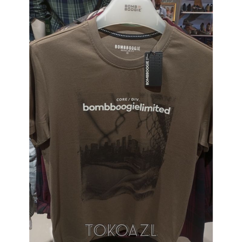 Kaos Bombboogie Original D57DW Size M/L/XL