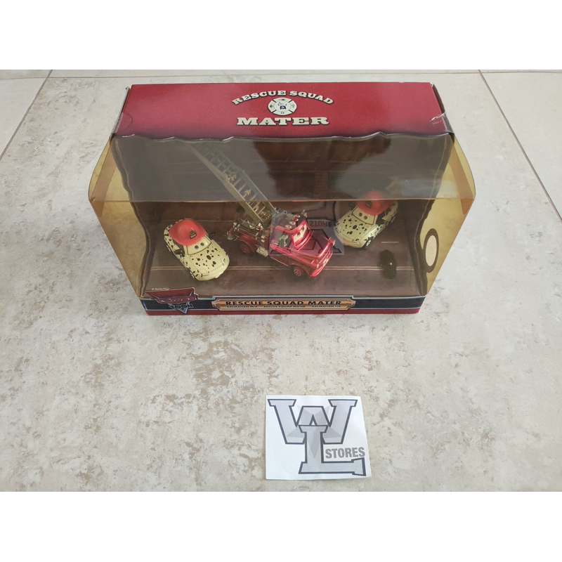 Disney Cars Cars Toon Rescue Squad Mater SDCC (Rescue Squad Mater, Dalmantion Mia & Tia)