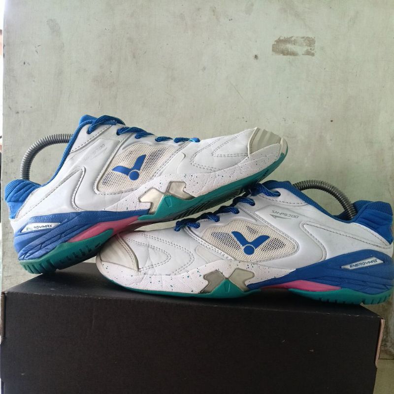 sepatu badminton (victor SH-P9200)