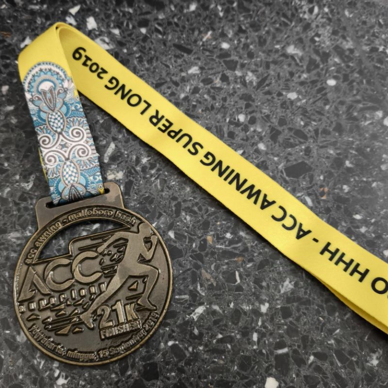 Medali Finisher Event Running Malioboro Hash ACC Superlong 21K Half Marathon Run 2019