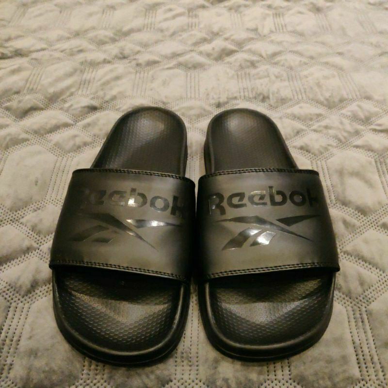 PRELOVED Sandal Pria Reebok