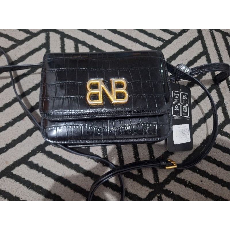 Preloved BNB Croco bag