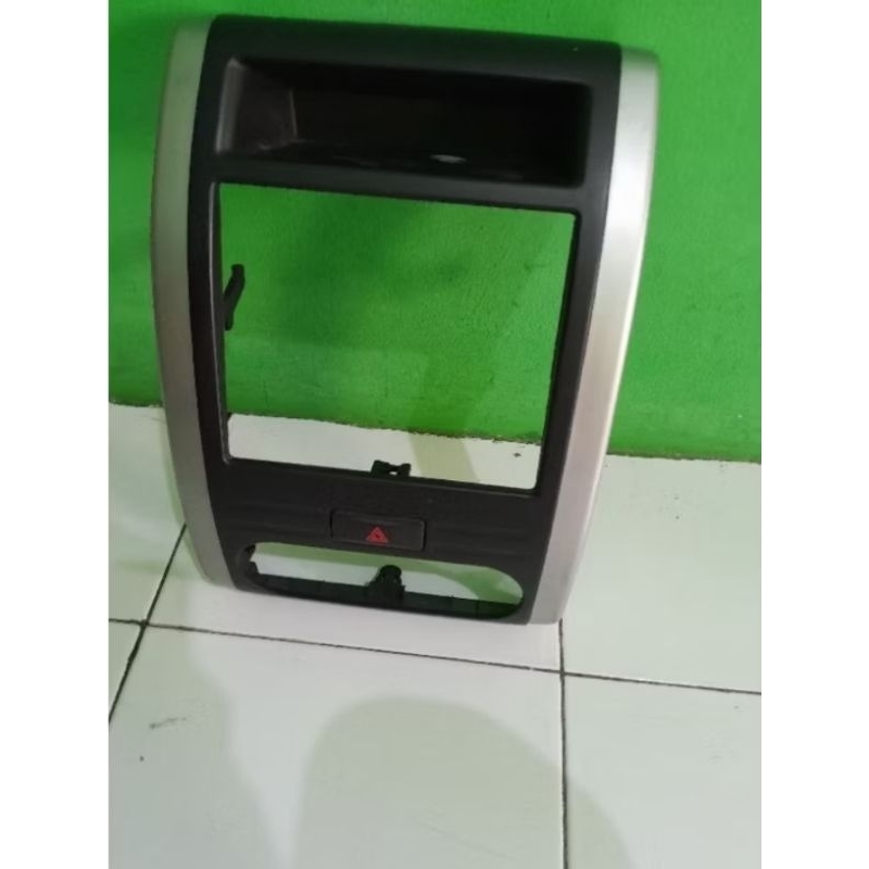 Panel frame dashboard head unit Nissan Xtrail T31 original