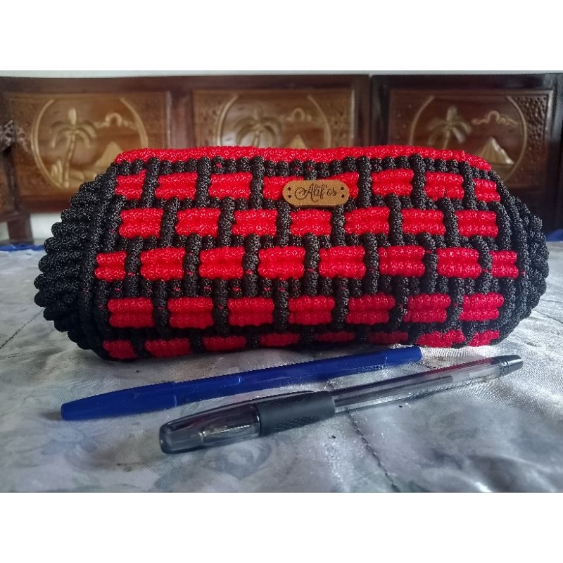 

Kotak pensil tali kur