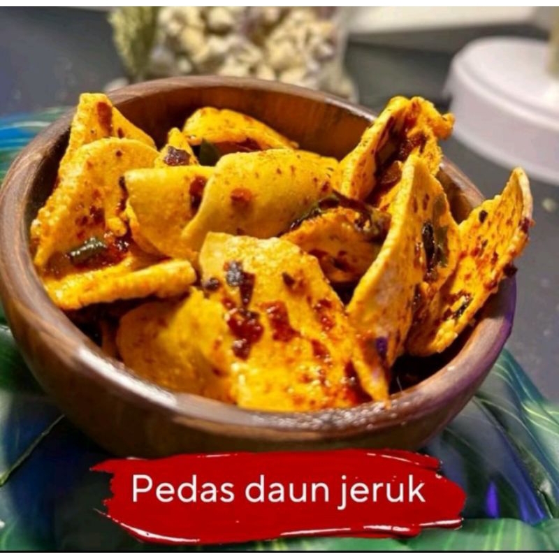 

Basreng Viral Cemal Cemil Pedas Daun Jeruk Ukuran 200 Gram