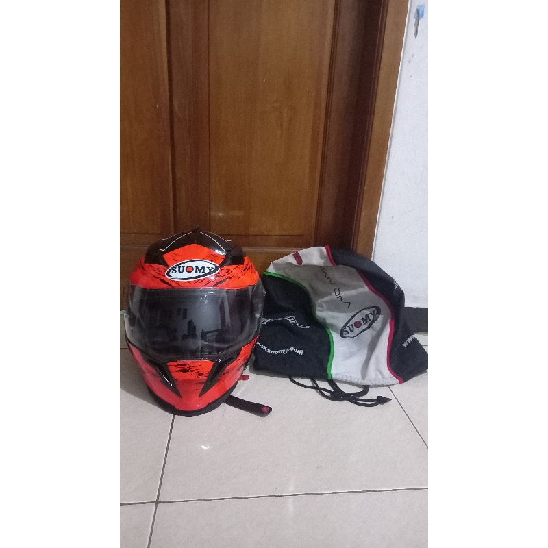 helm suomy