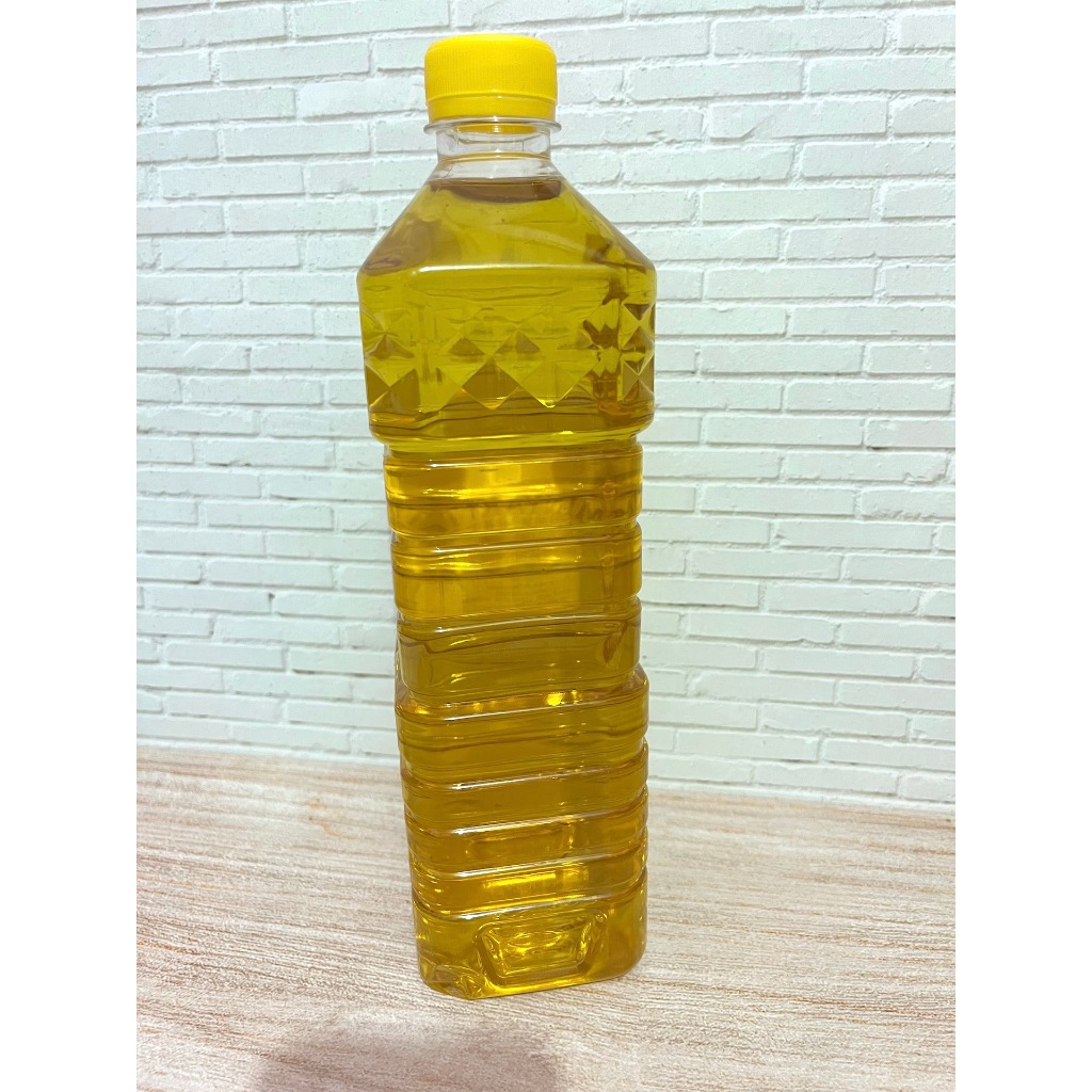 

Minyak goreng botol kemasan 1 Liter