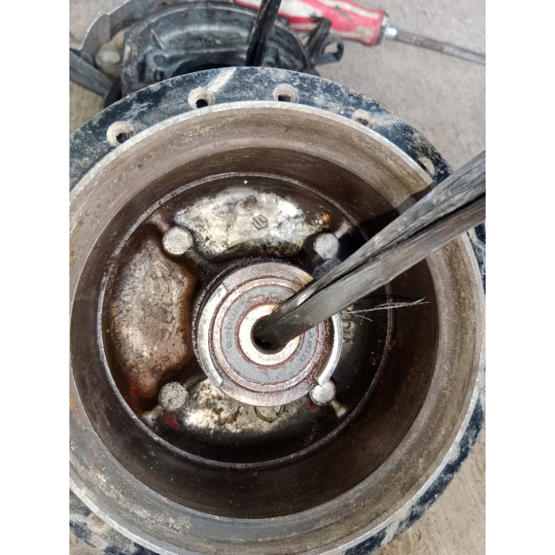 Tromol depan copotan Suzuki crystal original