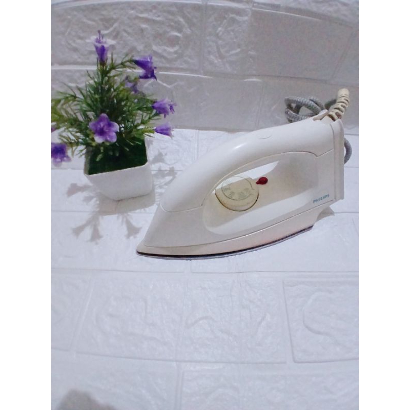 Philips setrika HI114 bekas