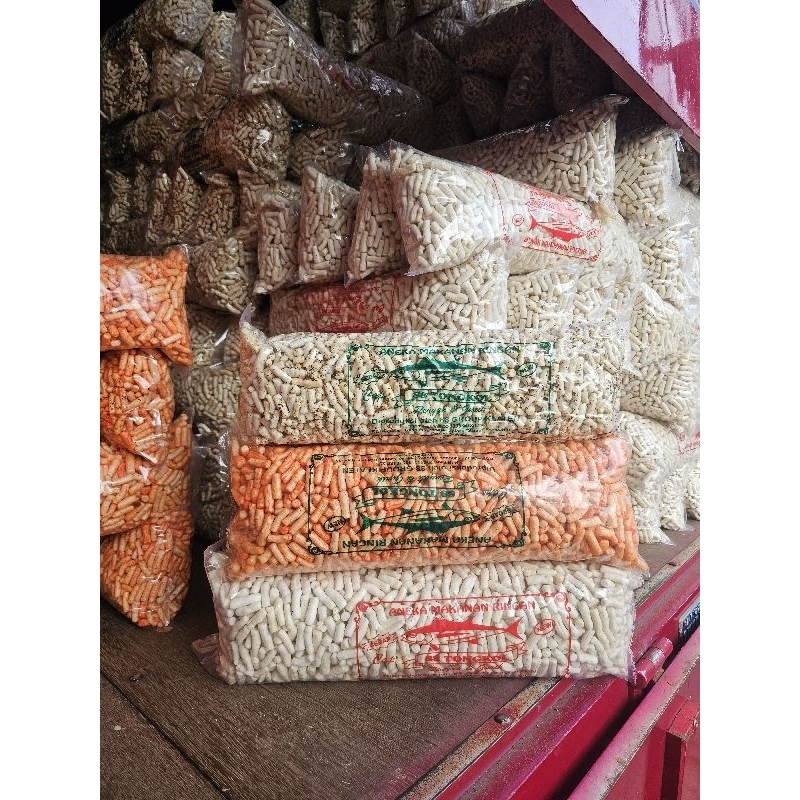 

kerupuk tongkol asli 1000gram