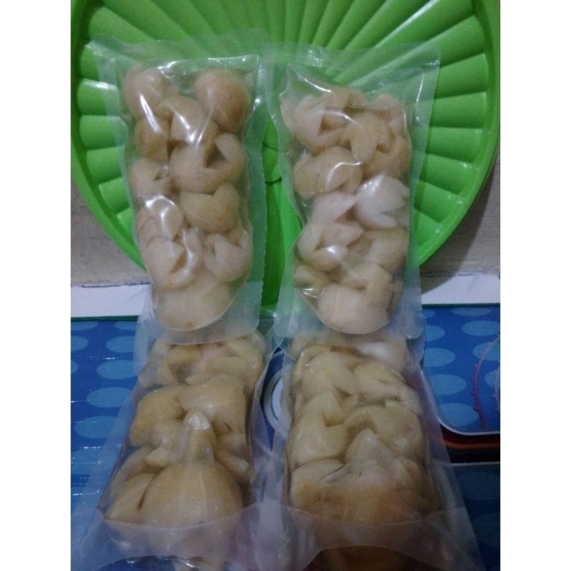 

manisan pala manis