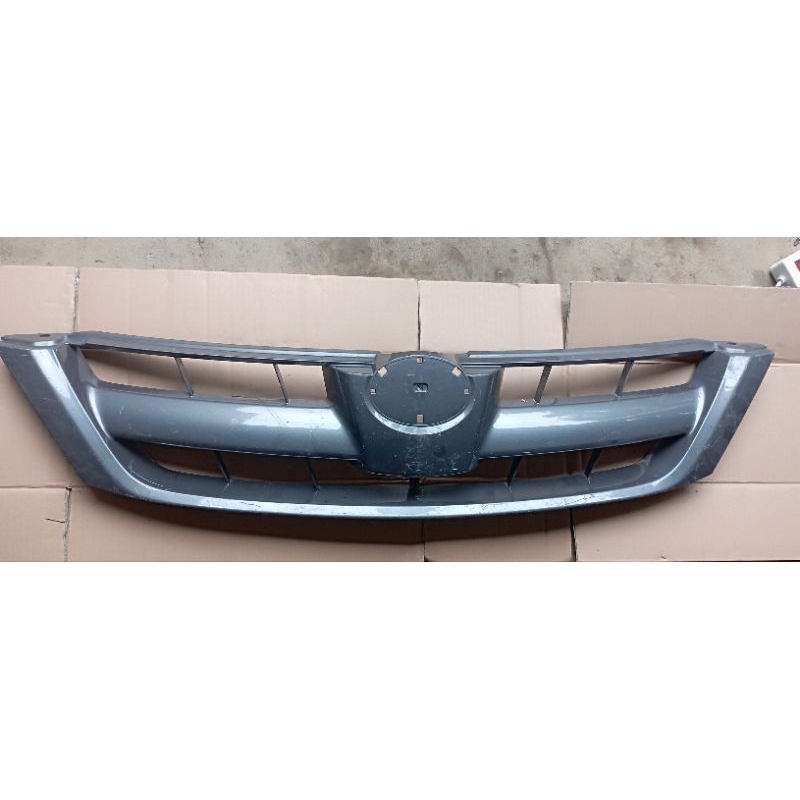 Grill Depan Toyota Innova 2005 2006 2007 Original Second