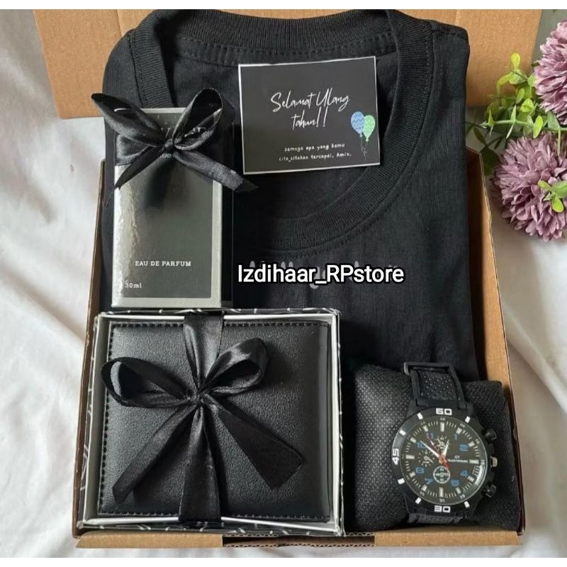 Hampers Kaos / Kado ulang tahun cowok / kado cowok / giftbox / kaos polos