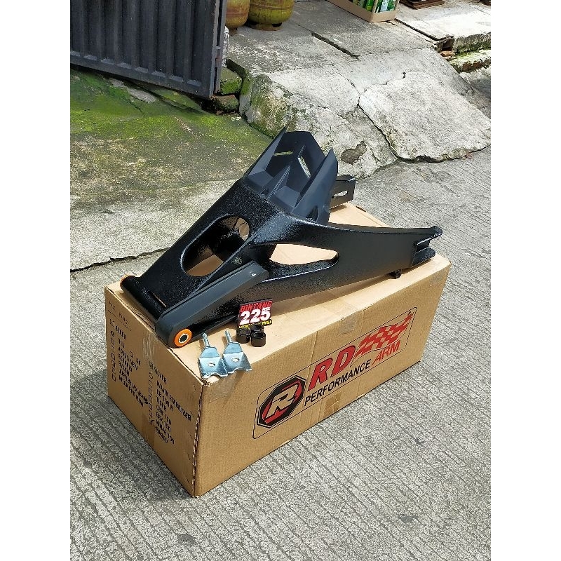 swing arm satria fu satria fi model R15 custom tapak lebar