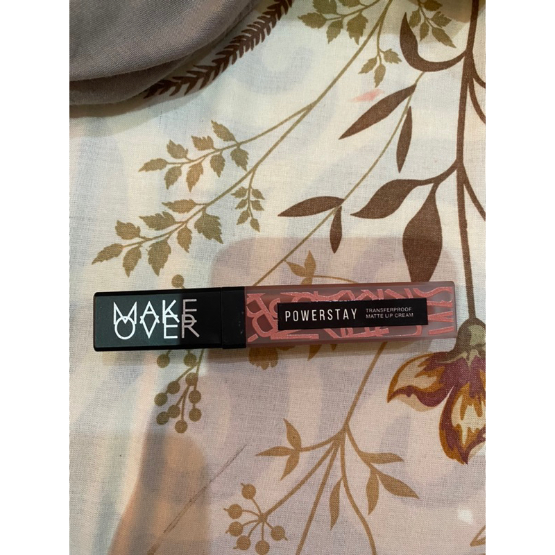 Make over powerstay 04