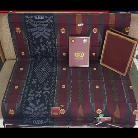 Sarung BHS Excellent Biru Merah