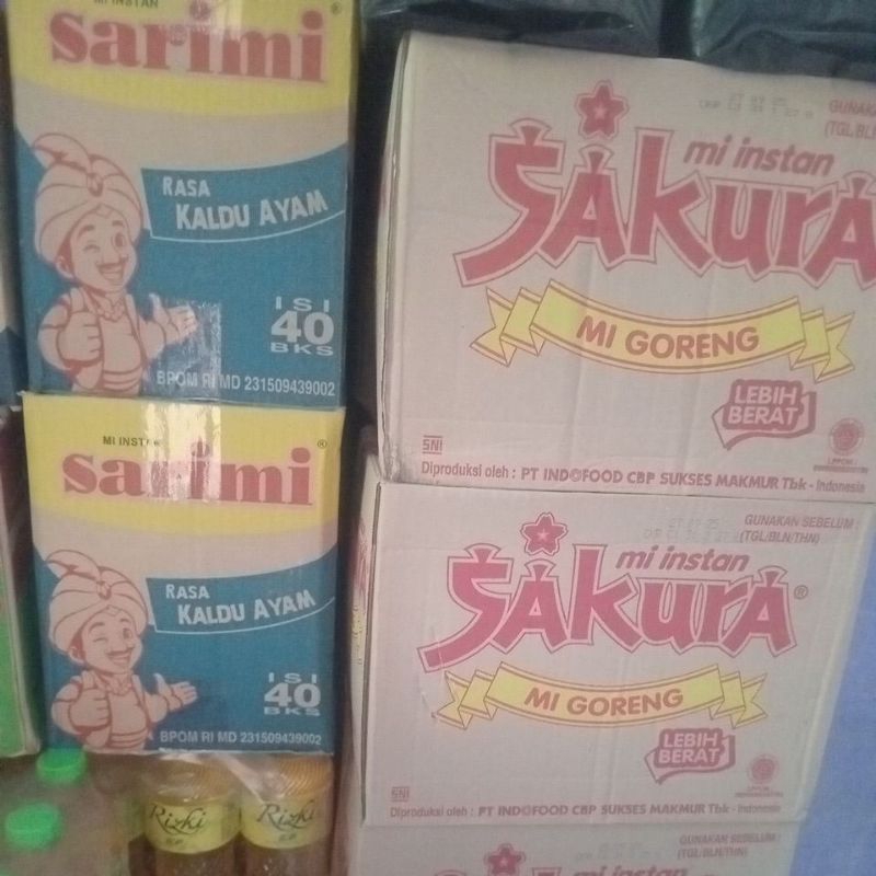 

mix sarimi kaldu ayam & sakura goreng setengah dus (20 bungkus)