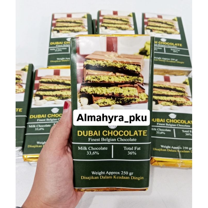 

Coklat Dubai Pistachio Kunafa Viral