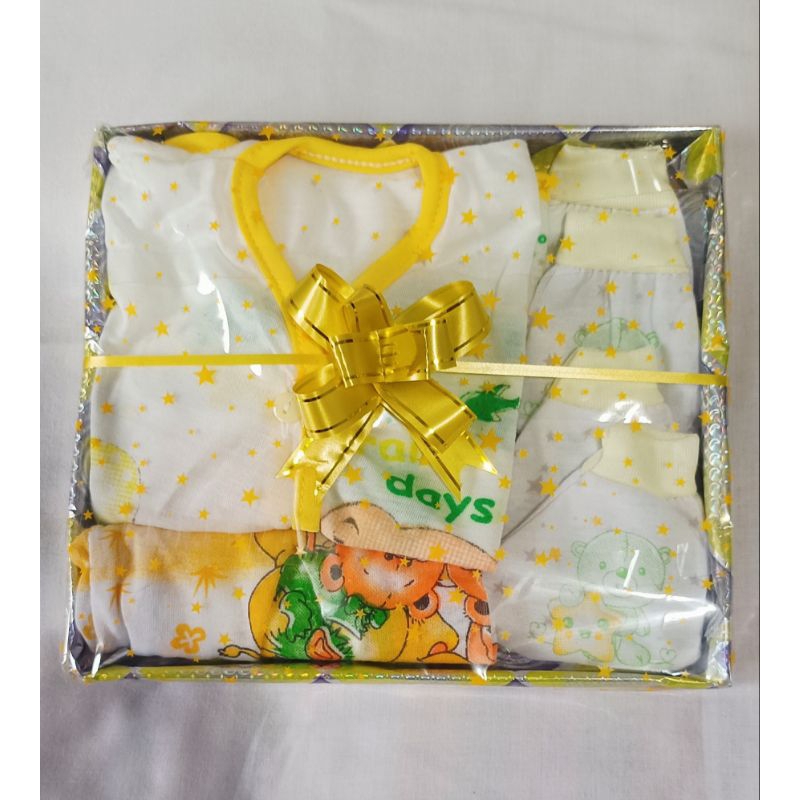 Hampers bayi baru lahir - Hadiah kelahiran - Kado bayi baru lahir - Paket bayi baru lahir