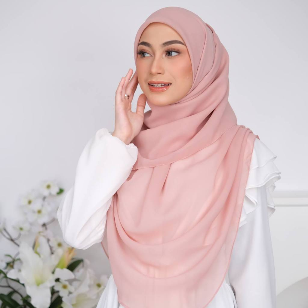 Yumi square curve hijab/Hijab malay Ouval/Polycotoon Premium