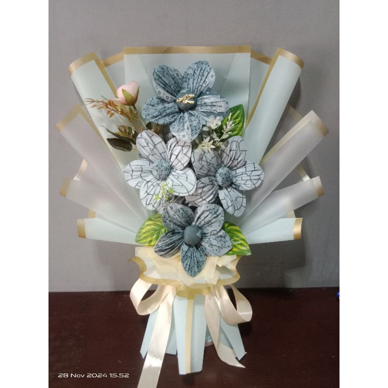 Buket Hijab Motif Segi Empat