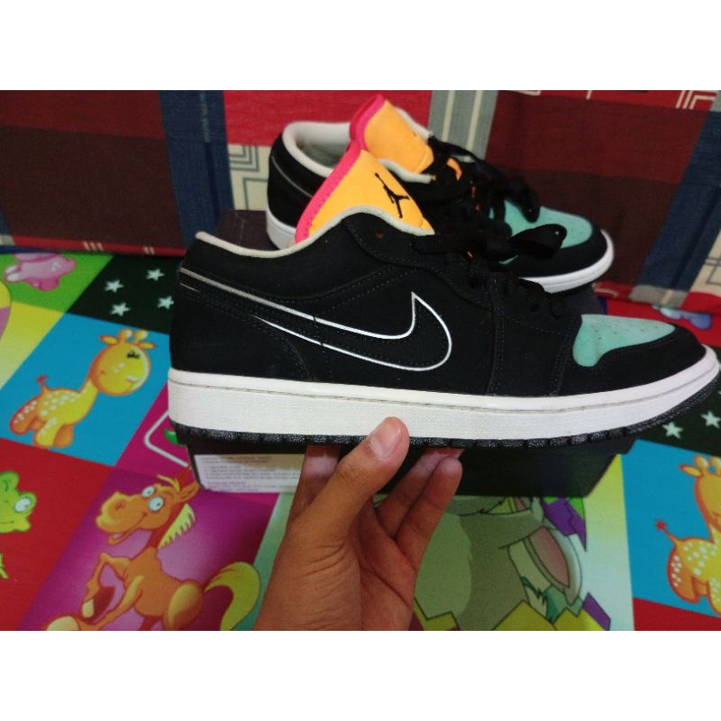 nike air jordan 1 low aurora green