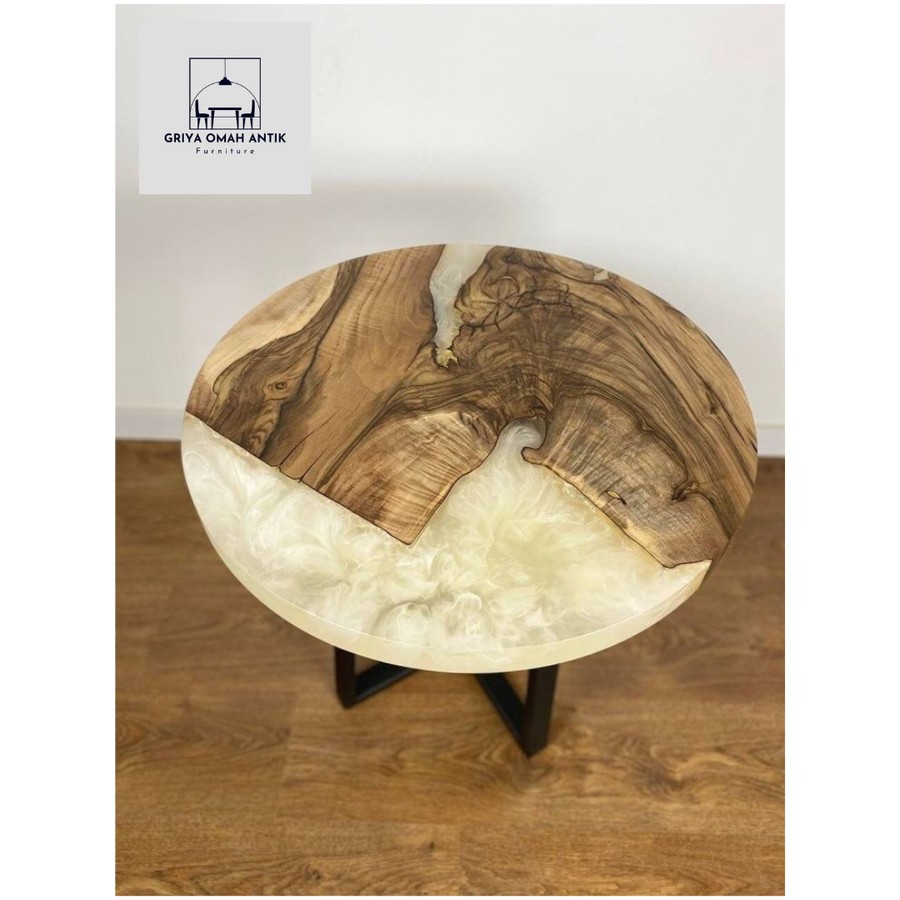 meja ruang tamu/meja lesehan/meja custom/meja terbaru/meja kayu jati/meja kayu trembesi/meja resin m