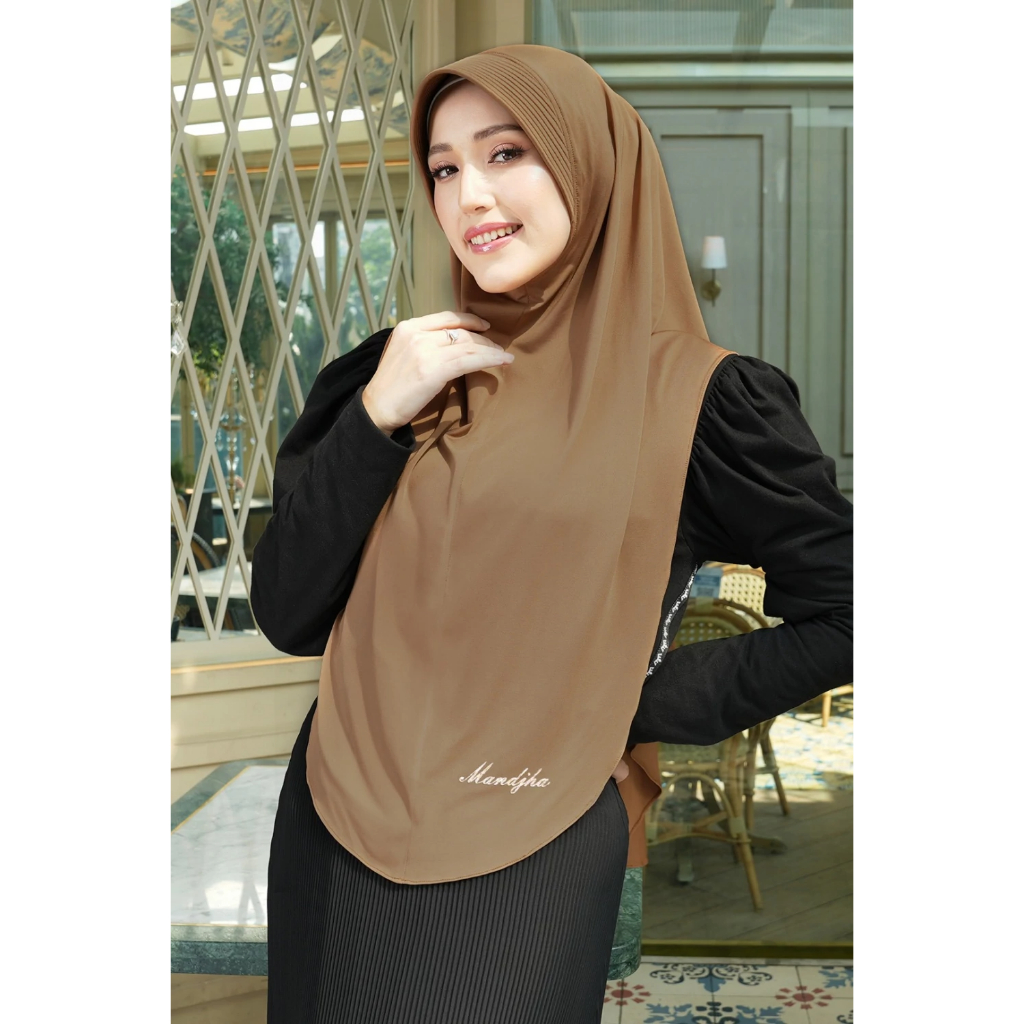 Bergo Jasmine Series Muslim Hijab Instan Polos Mandjha Ivan Gunawan Premium Japanese Yarn Original