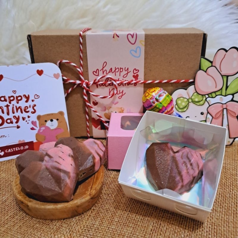 

HAMPERS VALENTINE | COKELAT DUBAI KUNAFA PISTACHIO | CHEESECAKE