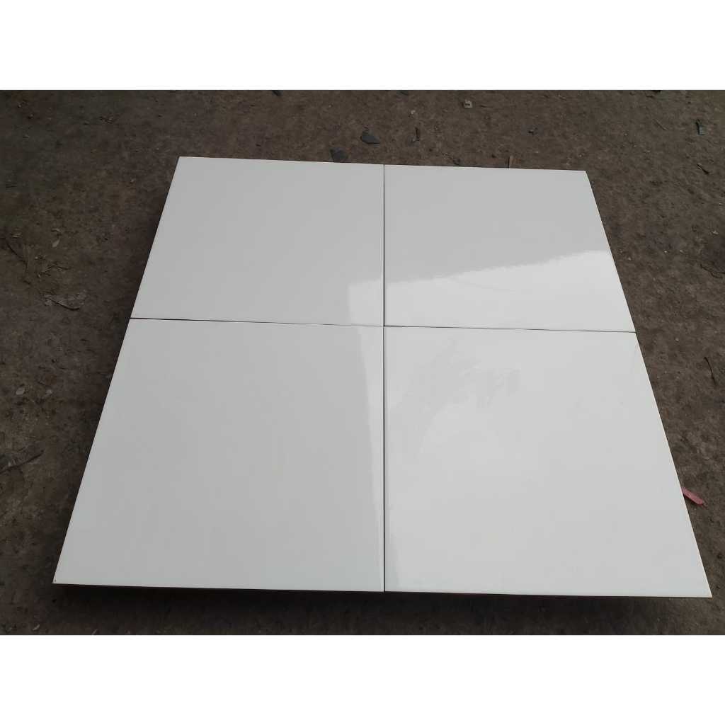 KERAMIK LANTAI GLOSSY 60X60 KW 1 ELEMENT SOLID WHITE PUTIH POLOS