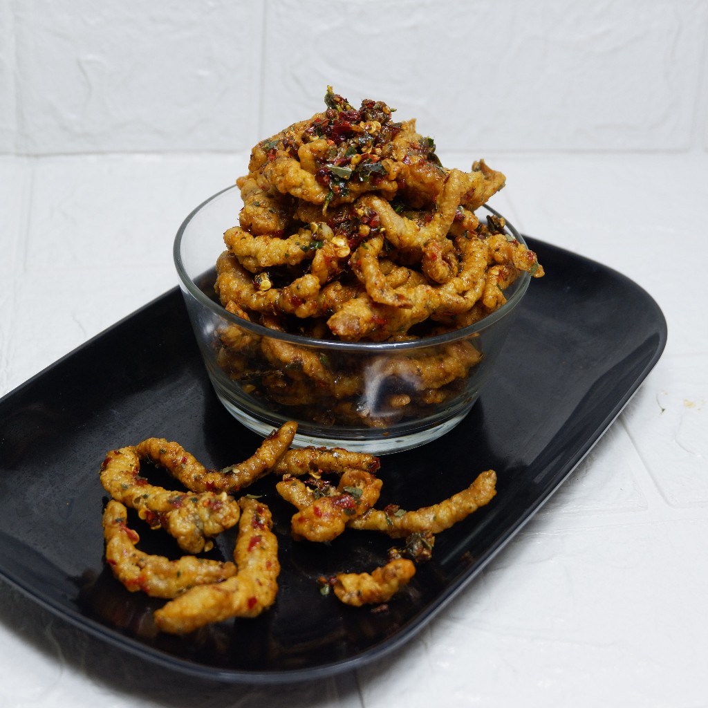 

Keripik Usus Pedas Daun Jeruk 500gram