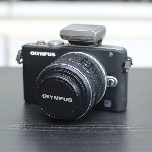 OLYMPUS PEN Lite E PL3 Lensa 14-42mm Kamera Mirrorless