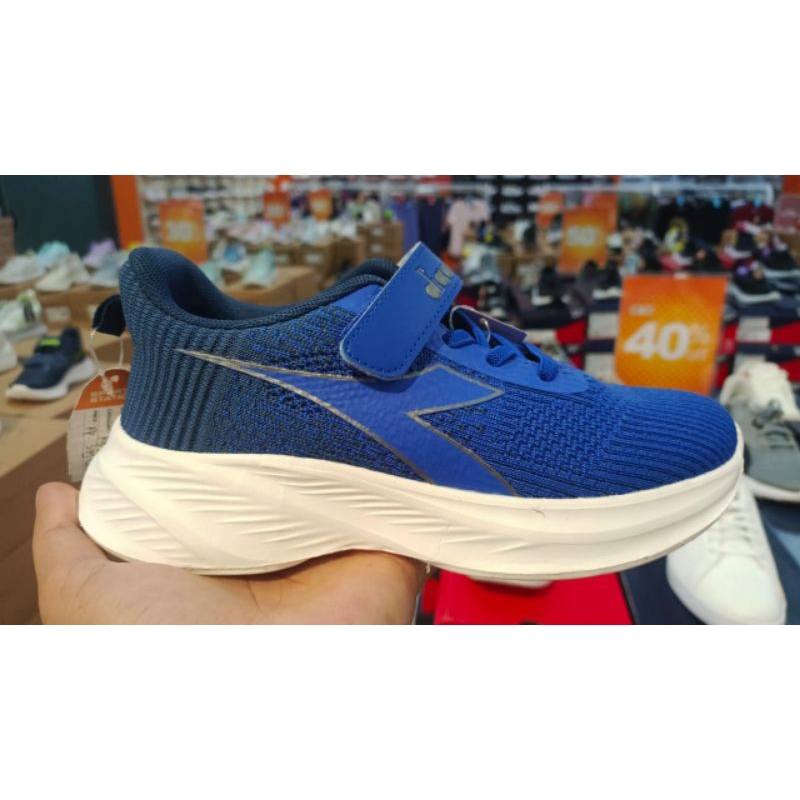 SEPATU ANAK COWOK DIADORA